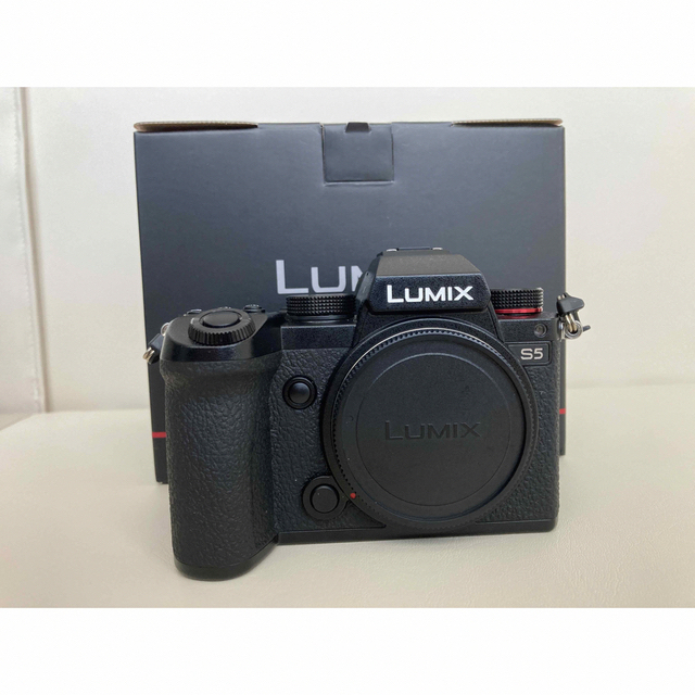 Panasonic LUMIX DC-S5＆20-60mmレンズ