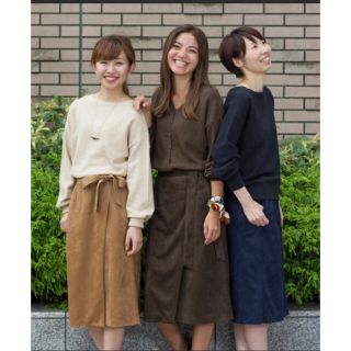 ナチュラルビューティーベーシック(NATURAL BEAUTY BASIC)のNATURAL BEAUTY BASIC スカート XS ベージュ (ひざ丈スカート)