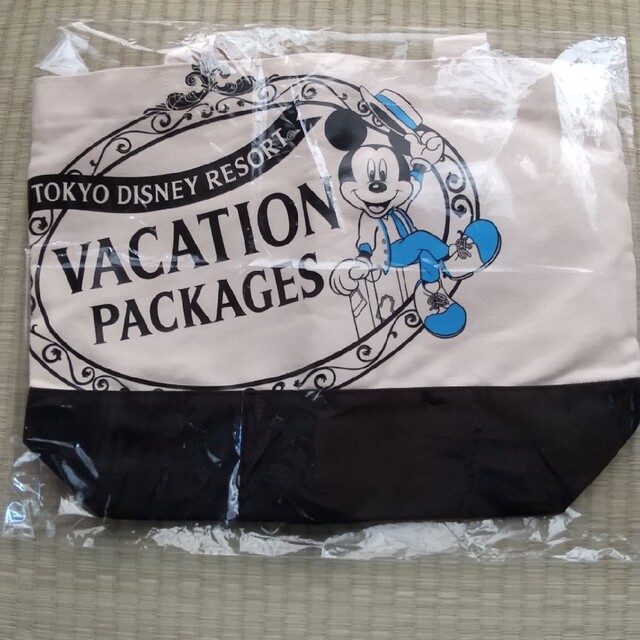 Disney(ディズニー)のバケーションパッケージトートバック エンタメ/ホビーのおもちゃ/ぬいぐるみ(キャラクターグッズ)の商品写真