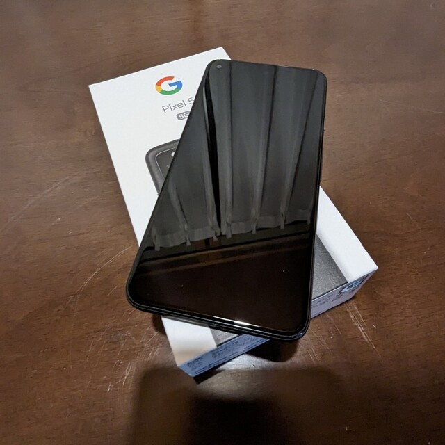 Google Pixel(グーグルピクセル)のgoogle pixel5 black スマホ/家電/カメラのスマートフォン/携帯電話(スマートフォン本体)の商品写真