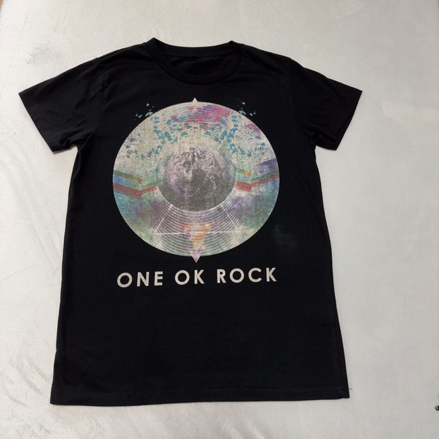 ONE OK ROCK ワンオク Tシャツ 黒 ブラック Mサイズの通販 by ぺるも's shop|ラクマ ONE OK ROCK ワンオク Tシャツ 黒 ブラック Mサイズの通販 by ぺるも's shop|ラクマ