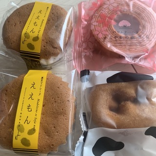 黒豆マドレーヌ　バウムクーヘン　さくら　ドーナツ(菓子/デザート)