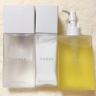 スリー(THREE)の【新品未使用】THREE 化粧水 乳液 クレンジングオイル 3点セット (化粧水/ローション)