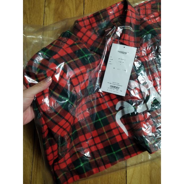 Supreme(シュプリーム)の完売人気商品Supreme UNDERCOVER flannel shirt 赤 メンズのトップス(Tシャツ/カットソー(七分/長袖))の商品写真