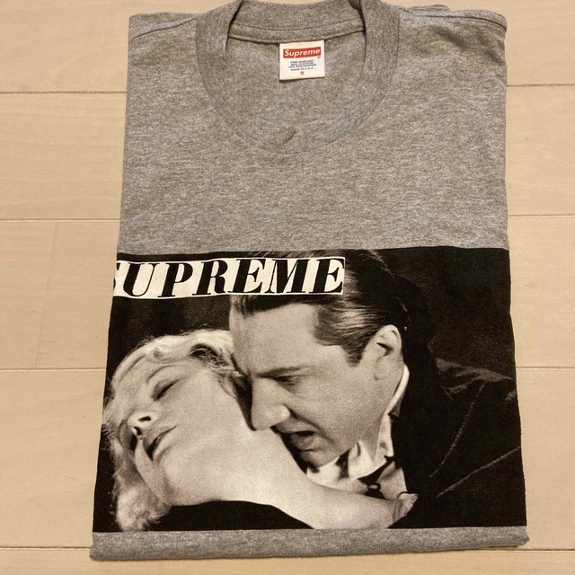 Supreme(シュプリーム)のSupreme Bela Lugosi Tee  メンズのトップス(Tシャツ/カットソー(半袖/袖なし))の商品写真