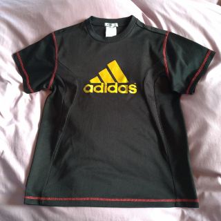 アディダス(adidas)のアディダス　Tシャツ　150　黒(Tシャツ/カットソー)