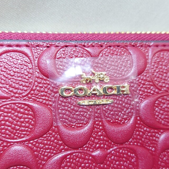 ✨新品未使用✨❤️かわいい❤️COACH シグネチャー ラウンドファスナー❤️