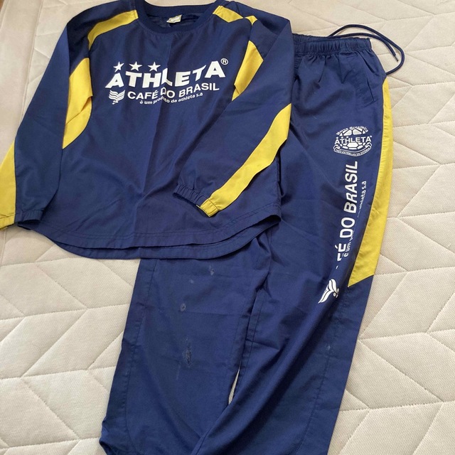 ATHLETA(アスレタ)のアスレタ ピステ　上下　160 スポーツ/アウトドアのサッカー/フットサル(ウェア)の商品写真