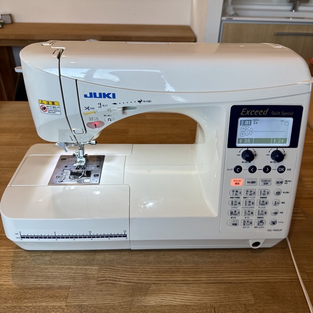 JUKI F400 Quilt and Pro Sewing Machine