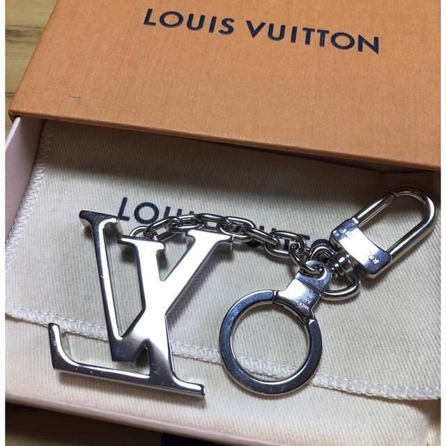 LOUIS VUITTON - ルイヴィトンキーホルダー新品未使用の通販 by みやい