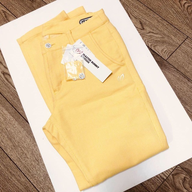 マスターバニーエディション ゴルフパンツ 春秋 イエロー 未使用 8400
