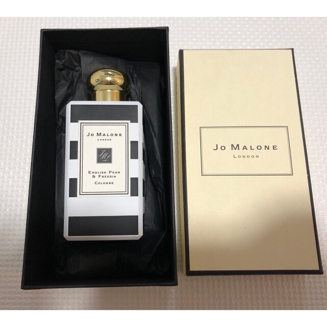 JO MALONE Pear & Freesia