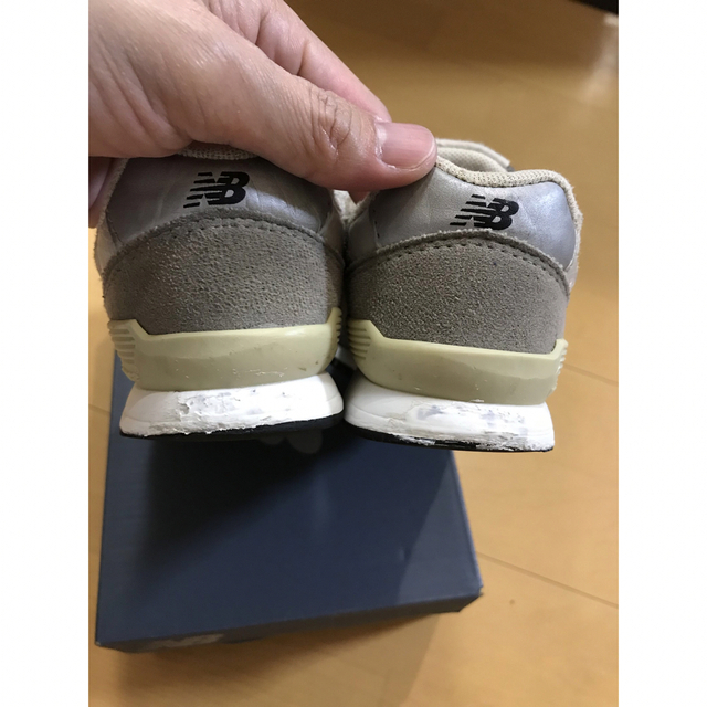 New Balance(ニューバランス)のニューバランス 996 グレー 18.5cm キッズ/ベビー/マタニティのキッズ靴/シューズ(15cm~)(スニーカー)の商品写真