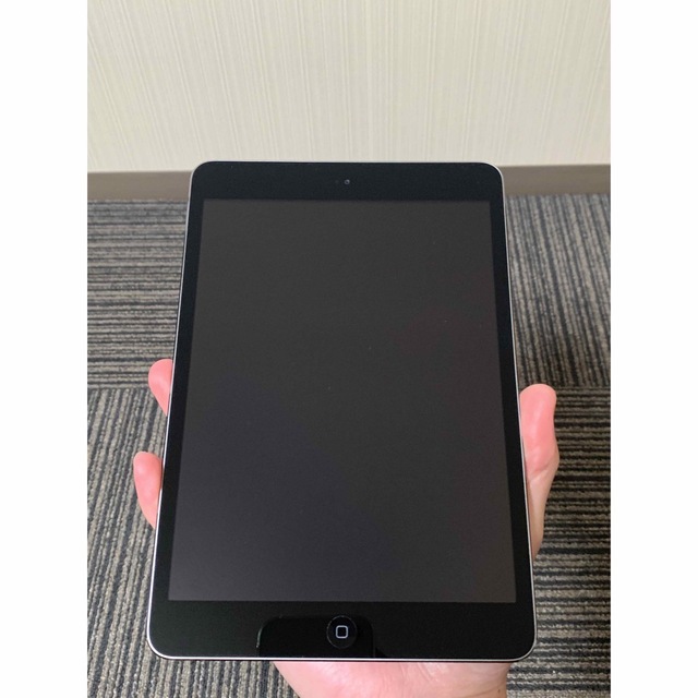 中古　iPad mini Wi-Fiモデル16GB ブラック スマホ/家電/カメラのPC/タブレット(タブレット)の商品写真