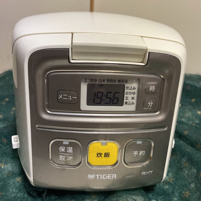TIGER - JAI-R551 タイガー炊飯器16年製の通販 by AK's shop TIGER - JAI-R551 タイガー炊飯器16年製の通販 by AK's shop