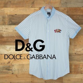 ドルチェアンドガッバーナ(DOLCE&GABBANA)のドルチェ＆ガッバーナ 半袖シャツ ボタンダウン 水色ストライプ ワンポイントロゴ(シャツ)