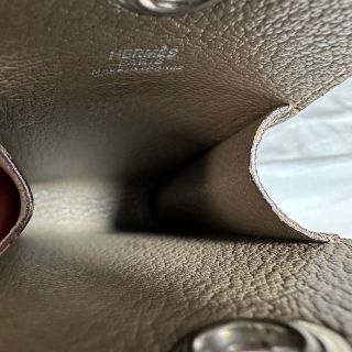 Hermes - HERMES ヴェスパ シガレットケース エトゥープ ポーチの通販
