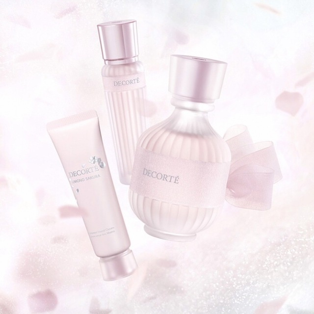 COSME DECORTE(コスメデコルテ)のコスメデコルテ KIMONO SAKURA キモノ サクラ オードトワレ15ml コスメ/美容の香水(香水(女性用))の商品写真