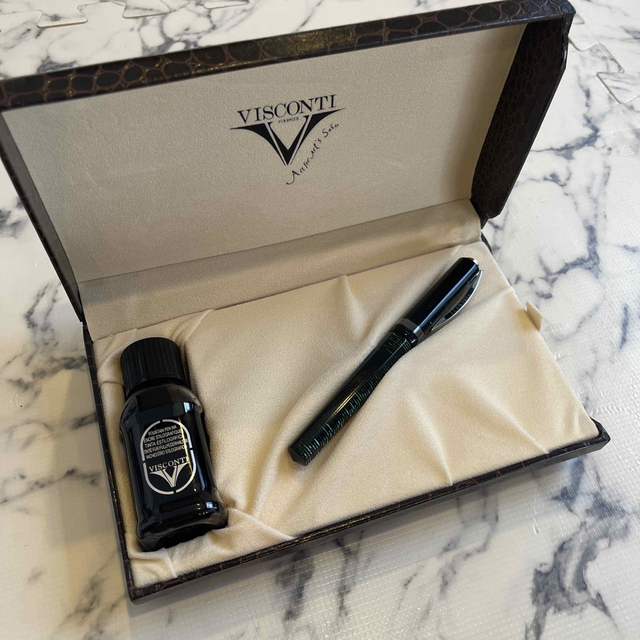 VISCONTI(ビスコンティ)の万年筆　ヴィスコンティ VISCONTI インテリア/住まい/日用品の文房具(その他)の商品写真