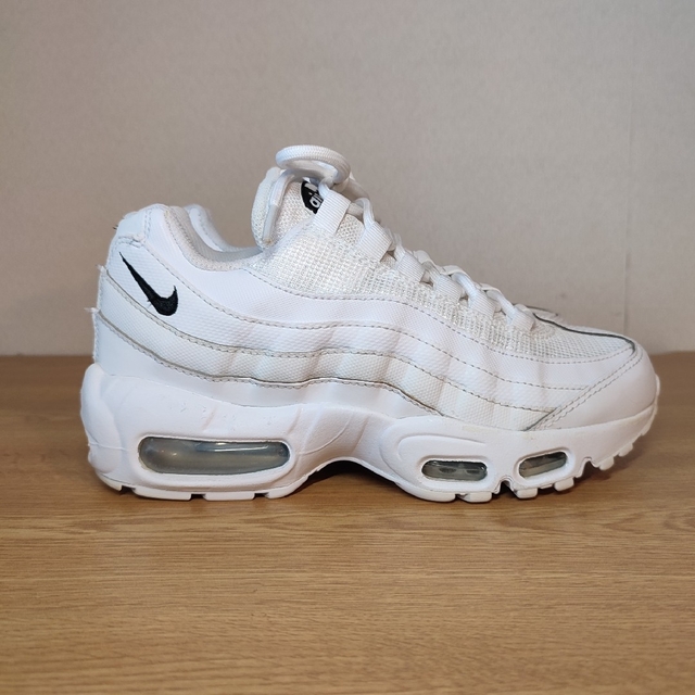 ☆極美品 NIKE AIR MAX 95 ESSENTIAL MONOTONE-eastgate.mk