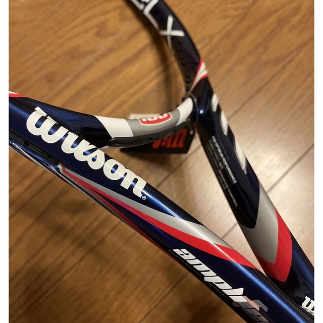 wilson(ウィルソン)の新品⭐︎Wilson ウィルソン JUICE100 硬式テニスラケット スポーツ/アウトドアのテニス(ラケット)の商品写真