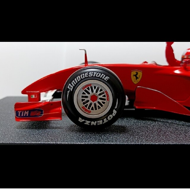 1/18  フェラーリF2001  シューマッハ　限定品　レア商品