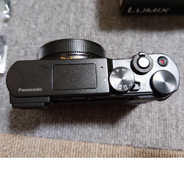 Panasonic(パナソニック)のPanasonic LUMIX TX DC-TX2D-K スマホ/家電/カメラのカメラ(コンパクトデジタルカメラ)の商品写真