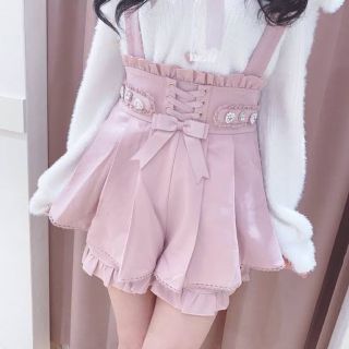 ❤︎完売品❤︎サス付きビジューベルトショートパンツ