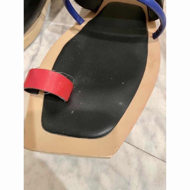 UN3D. ASYMME FLAT SANDAL 殿堂 63.0%OFF pro-s-pedelec.de