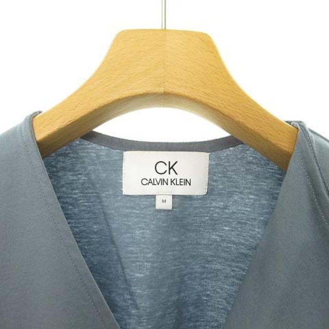 ck Calvin Klein(シーケーカルバンクライン)の美品 ノースリーブ Vネック フリル カットソー ブラウス M ブルー系 レディースのトップス(カットソー(半袖/袖なし))の商品写真
