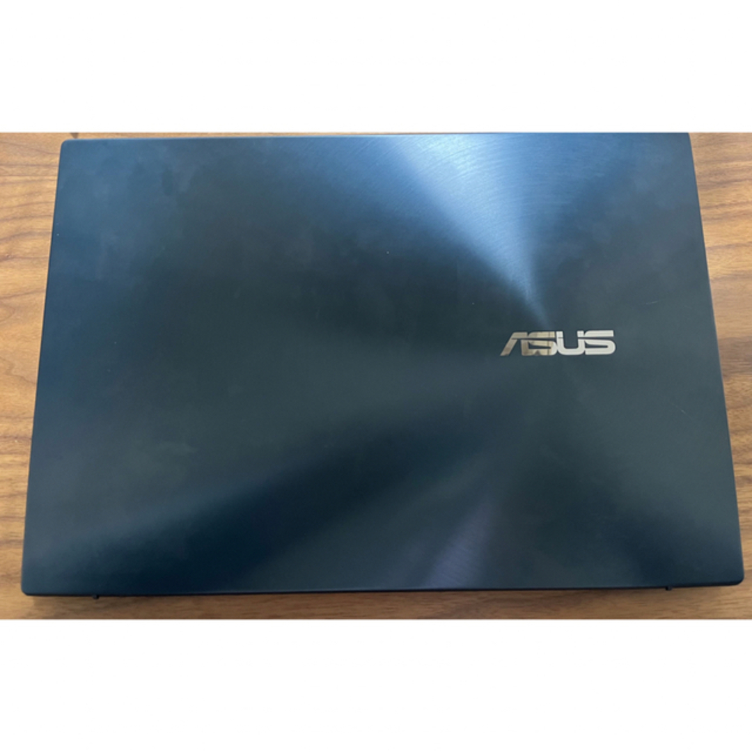ASUS ZenBook Duo UX481FLY UX481FL