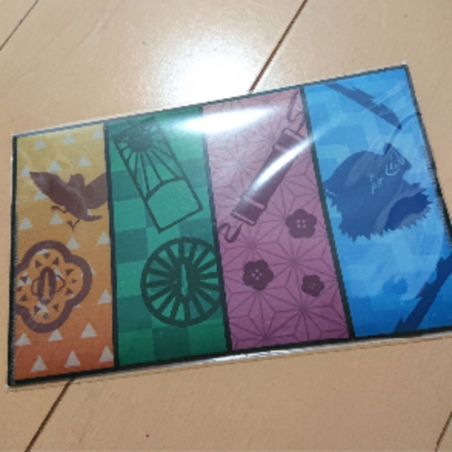 鬼滅の刃　クリアファイル　2枚セット　炭治郎　禰豆子　伊之助　善逸　 エンタメ/ホビーのアニメグッズ(クリアファイル)の商品写真