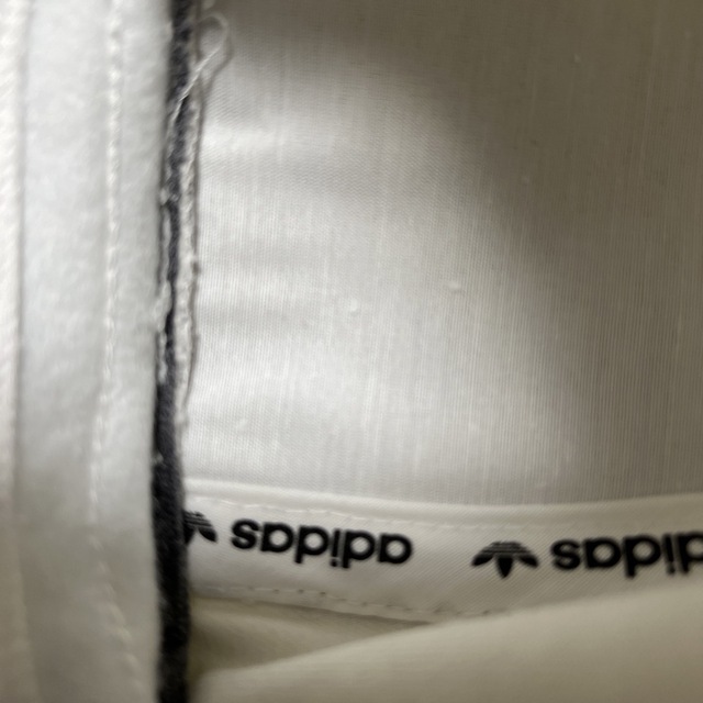 adidas(アディダス)のadidasキャップ メンズの帽子(キャップ)の商品写真