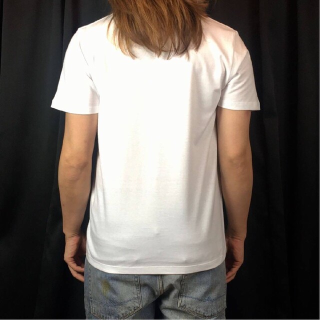 新品 カートコバーン ニルヴァーナ グランジ フォト 額縁 フレーム Tシャツ メンズのトップス(Tシャツ/カットソー(半袖/袖なし))の商品写真