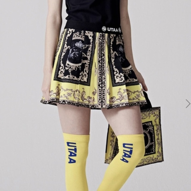 30%OFF SALE セール utaa バロック ブラックパンサー プリーツスカート