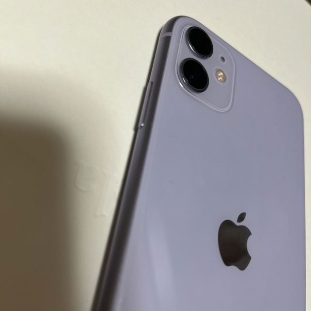 iPhone(アイフォーン)の【専用】iPhone11 本体 スマホ/家電/カメラのスマートフォン/携帯電話(スマートフォン本体)の商品写真