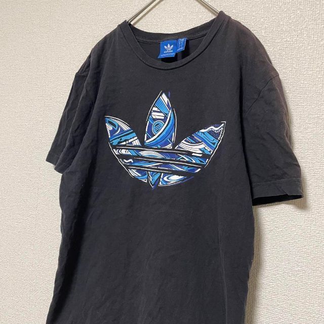 adidas(アディダス)の2290 訳あり adidas 半袖 トップス 黒 ロゴプリント シンプル レディースのトップス(Tシャツ(半袖/袖なし))の商品写真