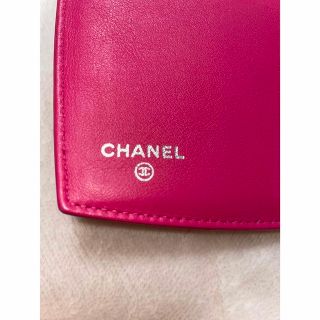 CHANEL ピンク メイクアップライン クルーズライン エナメル 長財布