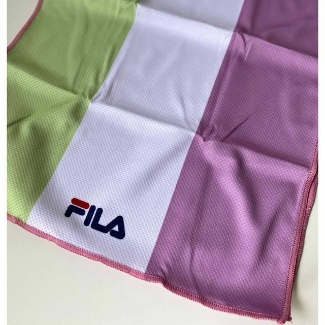 FILA(フィラ)のFILA クール ロング ハンカチ 気化熱作用でひんやり 未使用 レディースのファッション小物(ハンカチ)の商品写真