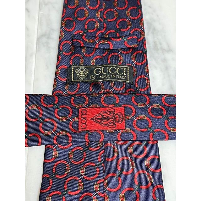 Gucci - 【世界最高峰ネクタイ✨️美品✨️】GUCCI ボルドー系 総柄の