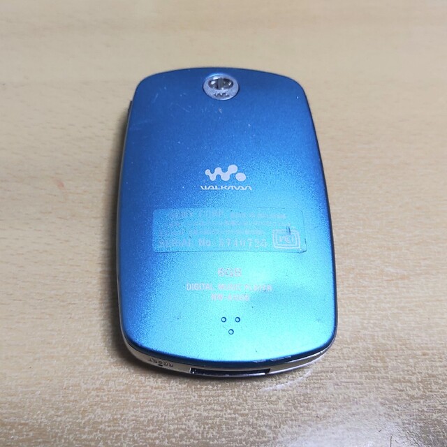 WALKMAN(ウォークマン)のソニー WALKMAN NW-A1000 6GByte ウォークマン 動作未確認 スマホ/家電/カメラのオーディオ機器(ポータブルプレーヤー)の商品写真