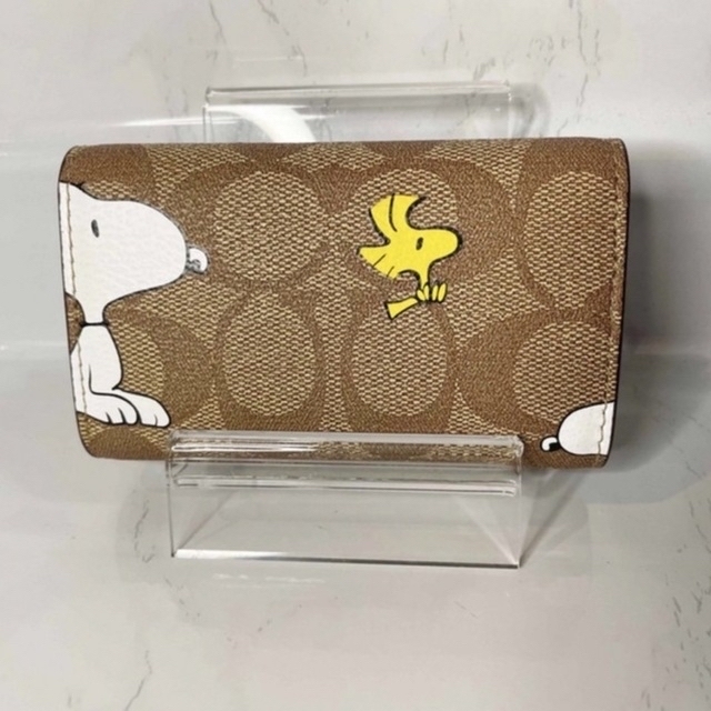 COACH(コーチ)の【新作限定モデル】COACH X PEANUTS ファイブ リング キー ケース レディースのファッション小物(キーケース)の商品写真