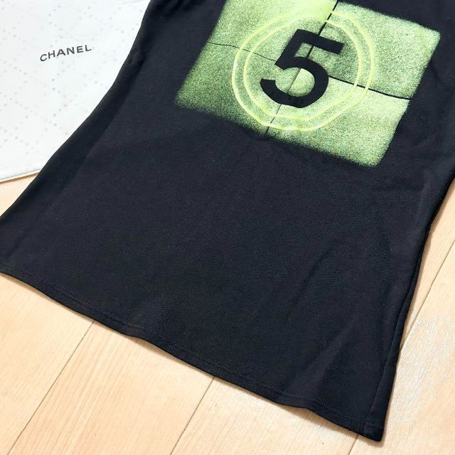 美品　正規品❗️ ヴィンテージ CHANEL シャネル　ノースリーブ　ロゴトップス