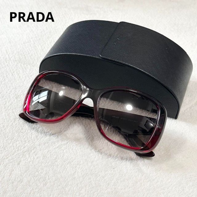 PRADA　プラダ　レッド系　グラデーション　サングラス　三角ロゴ　眼鏡