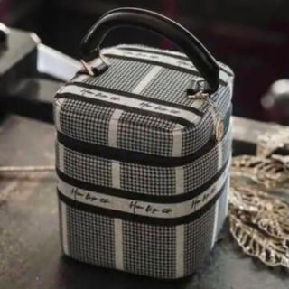 Her lip to - herlipto jacquard vanity bag バニティバッグの通販 by