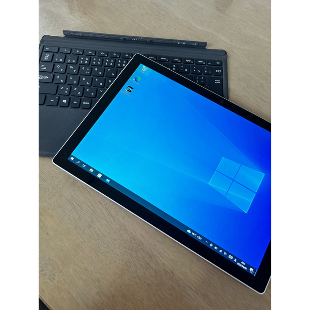 美品 surface Pro5 タイプカバー付きノートPC