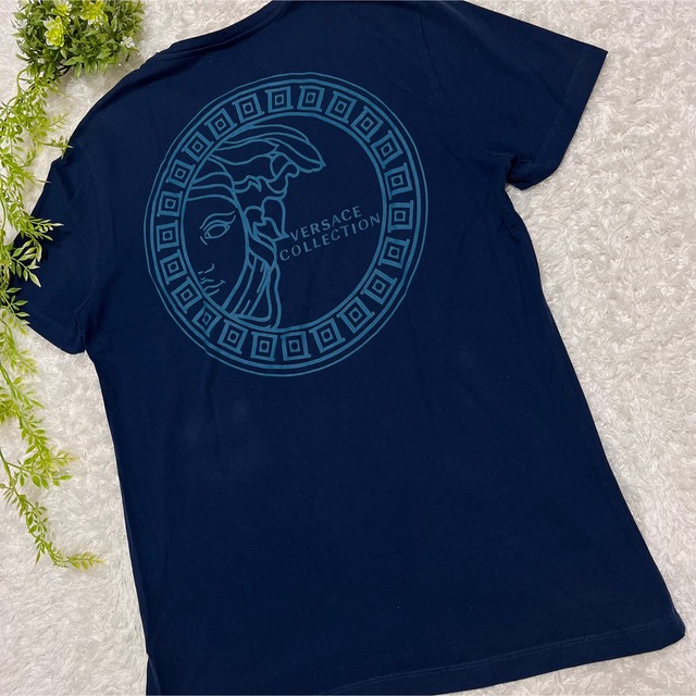 VERSACE ヴェルサーチ Tシャツ メデューサ ビッグロゴ バックプリントNaluメンズトップス