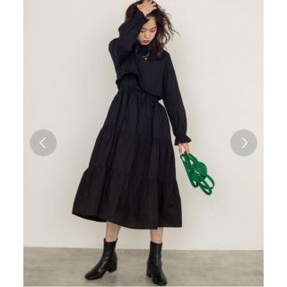 ダブルクローゼット(w closet)のwcloset ティアードワンピース ブラックコーデ ミディ丈ワンピース(ロングワンピース/マキシワンピース)