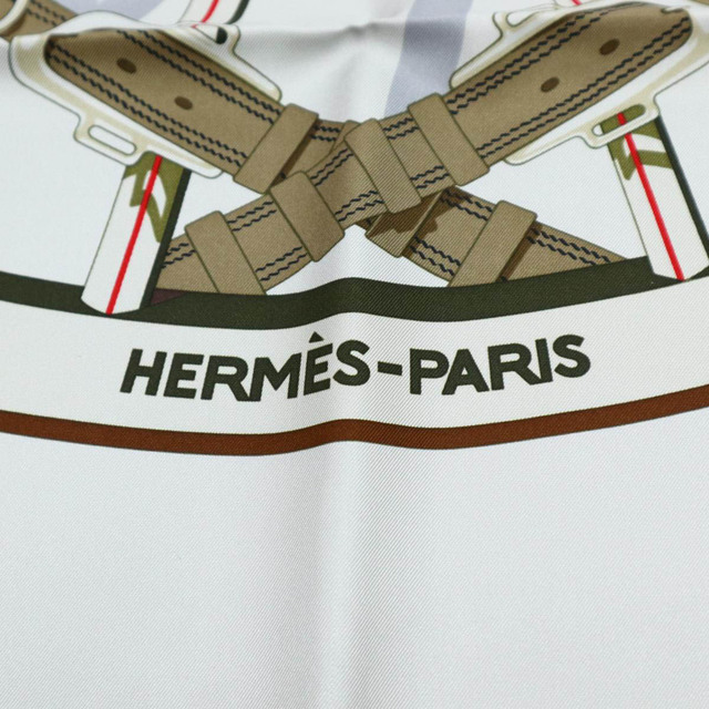 HERMES - エルメス カレ90 En Roue Libre 自由への車輪 シルク HERMES - エルメス カレ90 En Roue Libre 自由への車輪 シルク