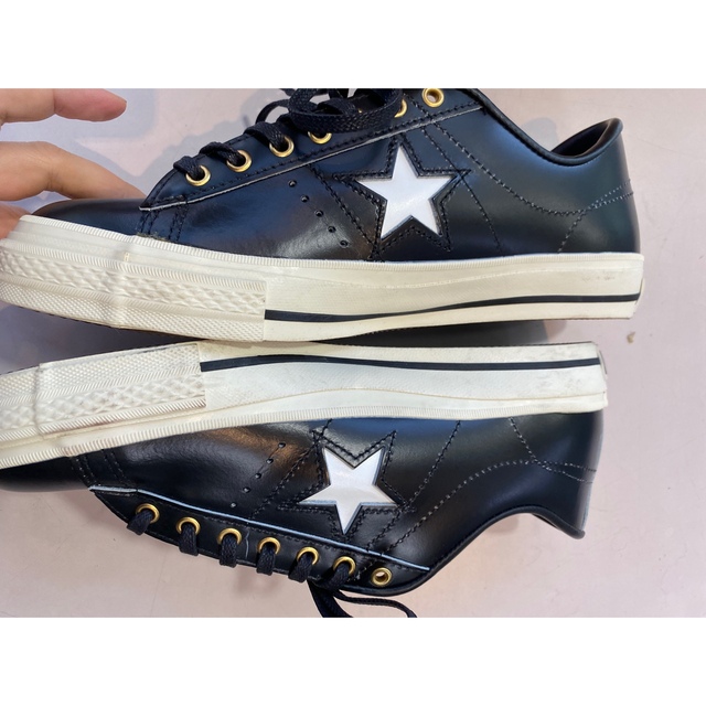 CONVERSE(コンバース)の日本製 コンバース ワンスター 黒×白 ゴールドアイレット 27センチ 新品 メンズの靴/シューズ(スニーカー)の商品写真